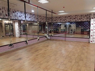 باشگاه رقص آراندر  ظفر -میر داماد-ولیعصر