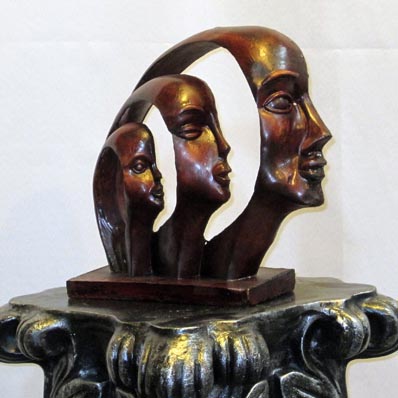 سه سر مجسمه سه کله