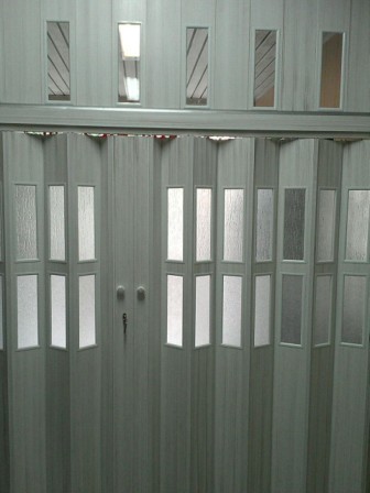 درب کشویی پنجره دار طرح مستطیل  پنجره مستطیل